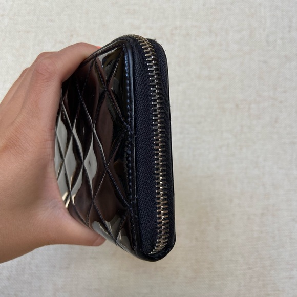 Chanel Black Patent Quilted Zippy Wallet - Picture 6 of 8